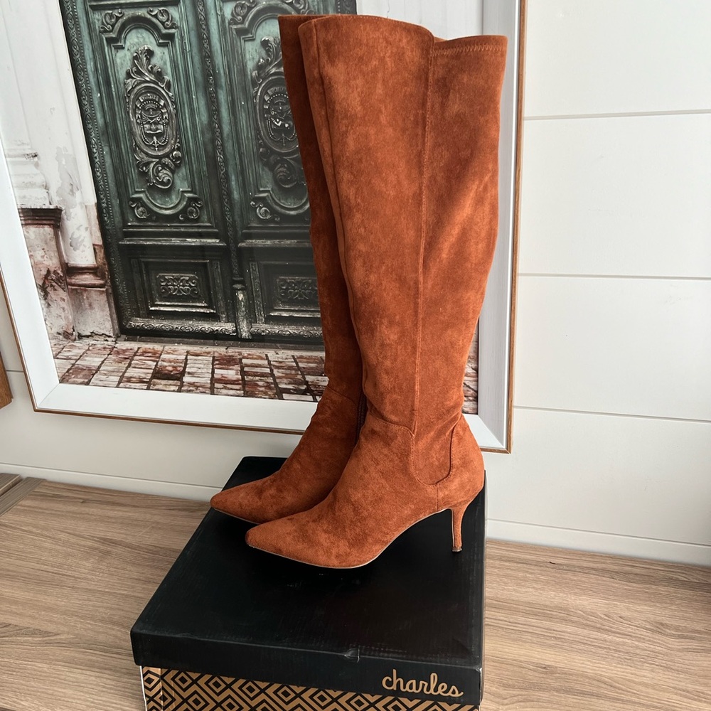 Charles by Charles David Atypical Boots 7M